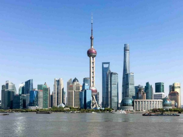智能照明控制系統，商場建筑，優勢分析，環保節能，舒適人性化，安全管理